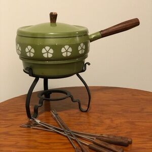 Vintage Avocado Green Fondue Set with Wooden Handle & 6 Skewers